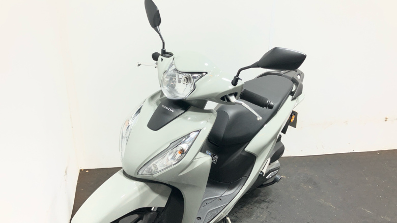 (23MY) Honda Vision 110